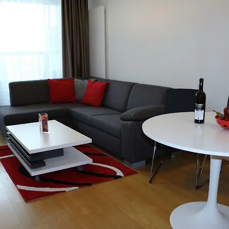 Daire Panorama With Free Parking Bratislava